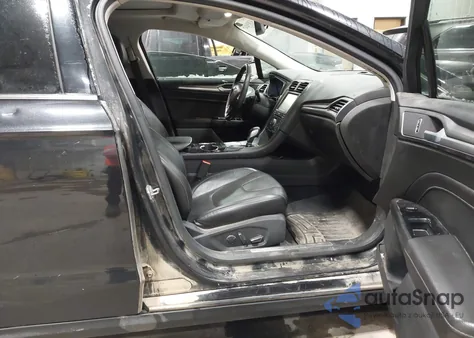 2015 Ford Fusion Titanium из США, поврежденный, VIN 3FA6P0K96FR137041